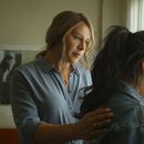 Esta imagen difundida por Netflix muestra a Karla Sofía Gascón, izquierda, y Adriana Paz en una escena de Emilia Pérez. (Shanna Besson/Netflix via AP)