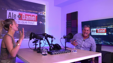 la tensa discusion de daniel sarcos y su pareja en su nuevo podcast