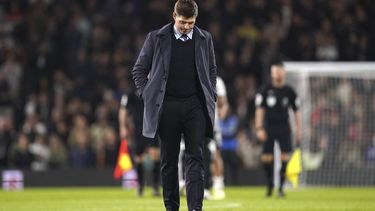 Se complica camino de Gerrard rumbo al Liverpool tras cese
