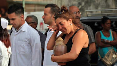 investigadores del accidente aereo en cuba rescatan contenido de cajas negras