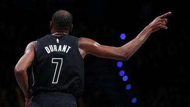 Durant rompe el empate y Nets se imponen a Raptors