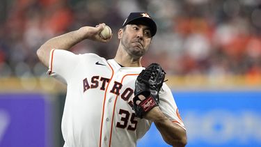 Fuente AP: Verlander llega a acuerdo por 2 años con Mets