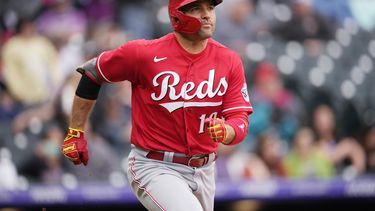 Votto ingresa a lista de COVID de Rojos por precaución