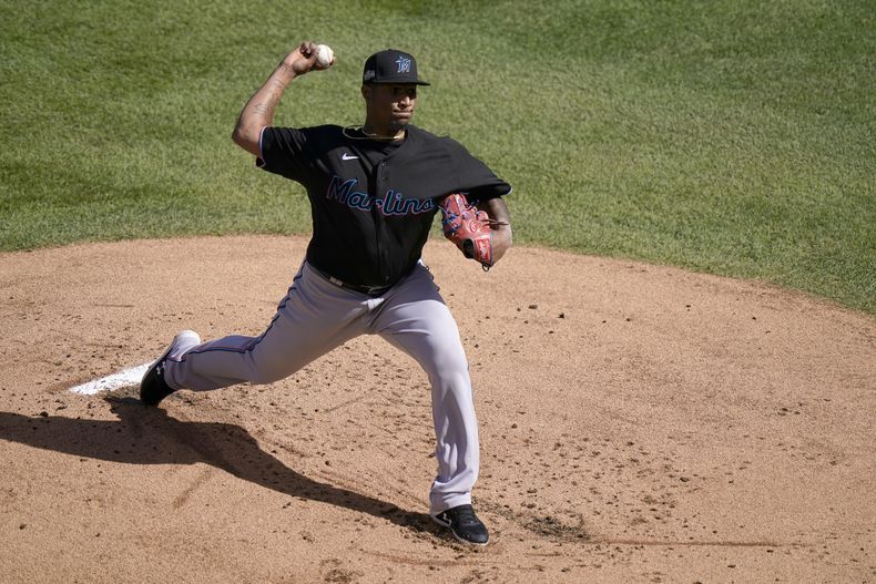 DEP-BEI_MARLINS-CACHORROS-0.jpg