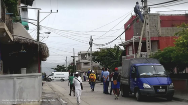 atentan contra oficina de etecsa en santiago de cuba