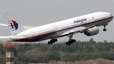 americateve | Primer Ministro de Australia informó que satélites ubicaron dos objetos posiblemente relacionados con el vuelo desaparecido #MH370