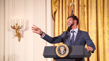 yulieski gurriel y los astros de houston son recibidos por el presidente donald trump en la casa blanca