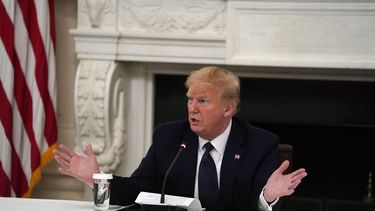 Trump defiende uso de medicamento tras críticas de expertos
