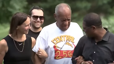 bill cosby cumplio 86 anos atrapado por las causas de abuso sexual: ya gasto una fortuna en juicios