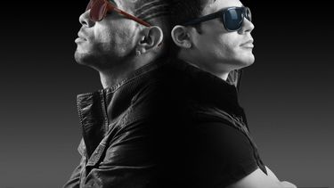 denuncian en miami al duo chacal & yakarta por supuesta estafa
