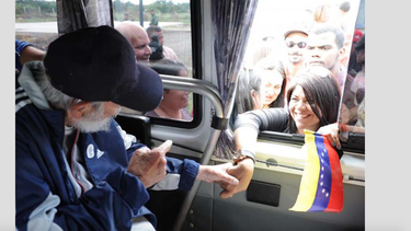 fidel castro compartio con miembros de vuelo de la solidaridad bolivar-marti (audio)