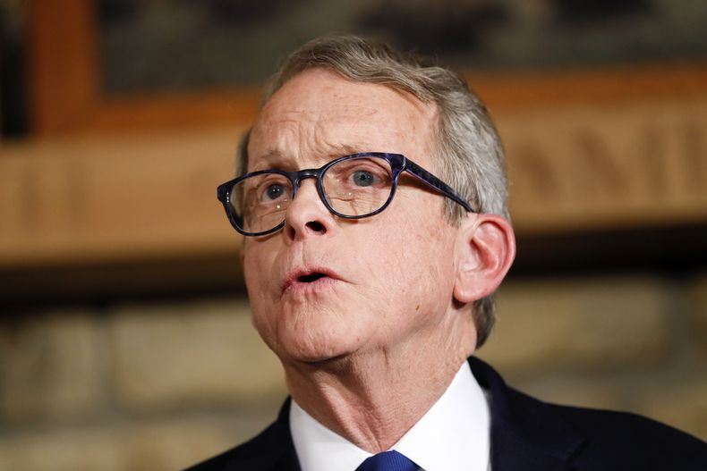 ARCHIVO - Mike DeWine durante un evento el 14 de enero de 2019, en Cedarville, Ohio. (AP Foto/John Minchillo, Pool, Archivo)