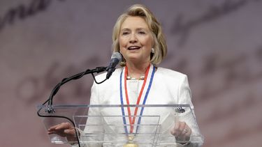 Arranca apoyo externo a Hillary Clinton