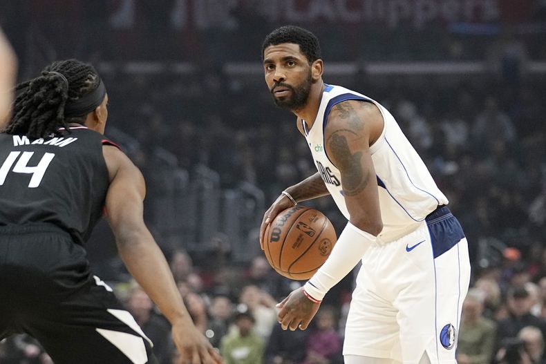 DEP-BAS MAVERICKS-CLIPPERS