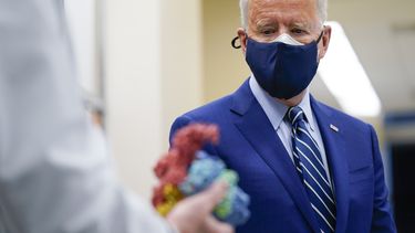 Primeros 100 días de Biden: Cómo marchan sus promesas clave