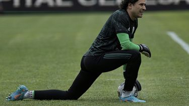 Messi, Cristiano, Ochoa y Guardado ante un 5to Mundial