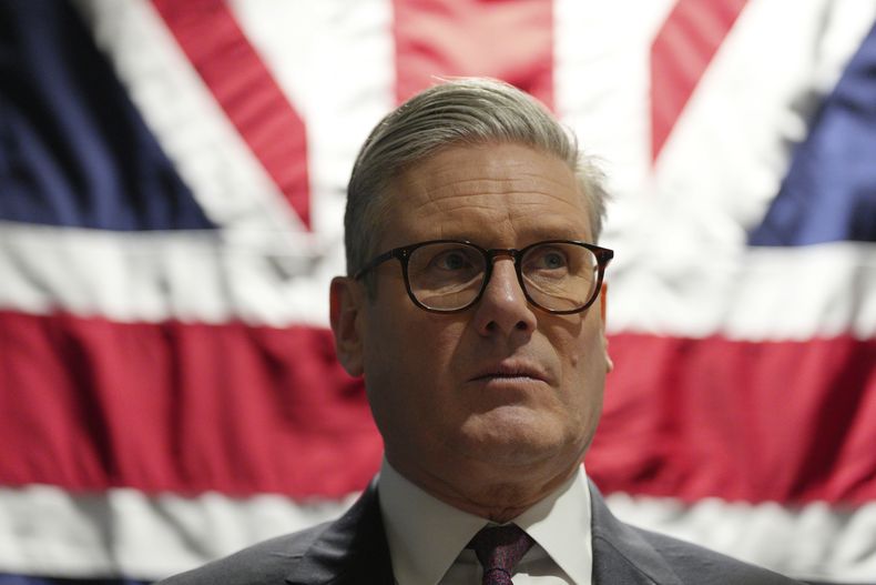 El primer ministro británico Keir Starmer visita a una compañía en Washington el 27 de febrero del 2025. (Carl Court/Pool Photo via AP)