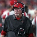 Arians se retira como entrenador de Bucs