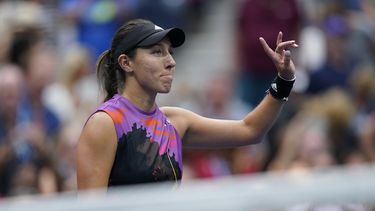 US Open: Swiatek remonta y va contra Pegula en cuartos