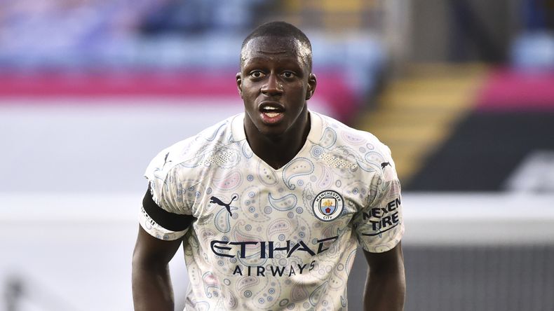 ARCHIVO - Benjamin Mendy del Manchester United durante el partido de la Liga Premier, el sábado 3 de abril de 2021, en Leicester, Inglaterra. (AP Foto/Rui Vieira, Pool, archivo)