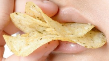 misofonia: por que el sonido de gente comiendo puede molestarte en exceso