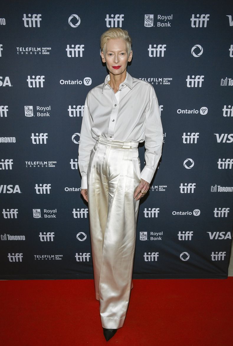 Tilda Swinton asiste al estreno de The Room Next Door en TIFF Lightbox durante el Festival Internacional de Cine de Toronto el sábado 7 de septiembre de 2024 en Toronto. (Foto Evan Agostini/Invision/AP)