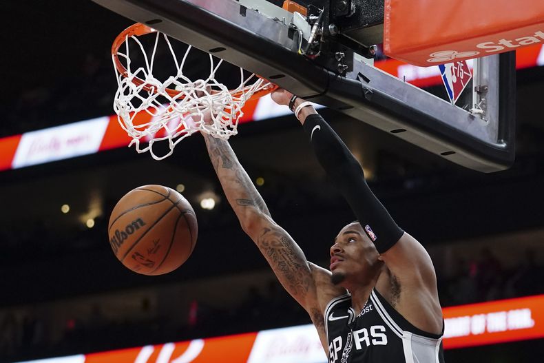 DEP-BAS SPURS-HAWKS