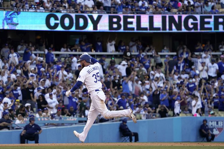 Dodgers blanquean a Padres para coronar barrida de 3 juegos