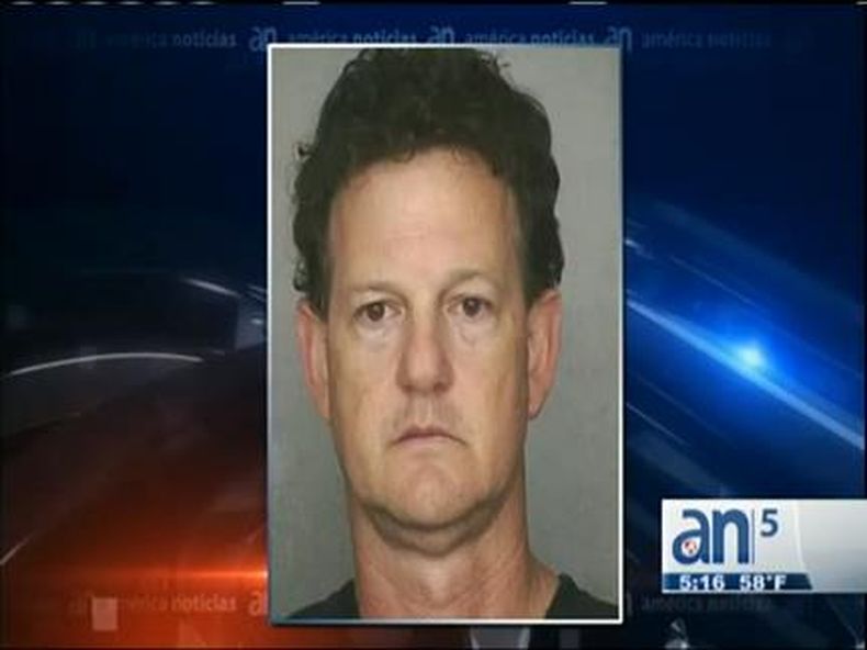 Arrestan a exsupervisor del 911 de Hialeah por molestar sexualmente a una niña menor de 12 años.