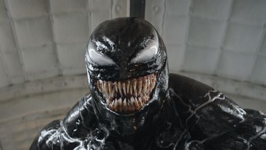 En esta imagen proporcionada por Sony Pictures, una escena de Venom: The Last Dance. (Columbia-Sony Pictures vía AP)