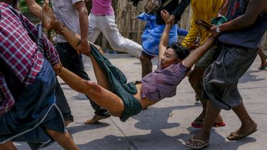 Al menos dos muertos en protestas contra el golpe en Myanmar