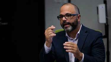 El director ejecutivo de COR3, Manuel Laboy Rivera, compareció ayer a la vista senatorial para discutir el tema de la reconstrucción.