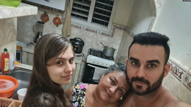 medico disidente cubano logra entrar en estados unidos