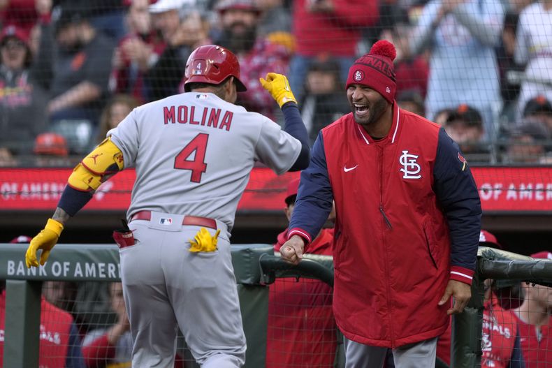 DEP-BEI CARDENALES-GIGANTES