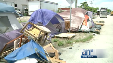 el domingo es el ultimo dia para que los convictos sexuales que residente en hialeah desalojen sus pertenencias