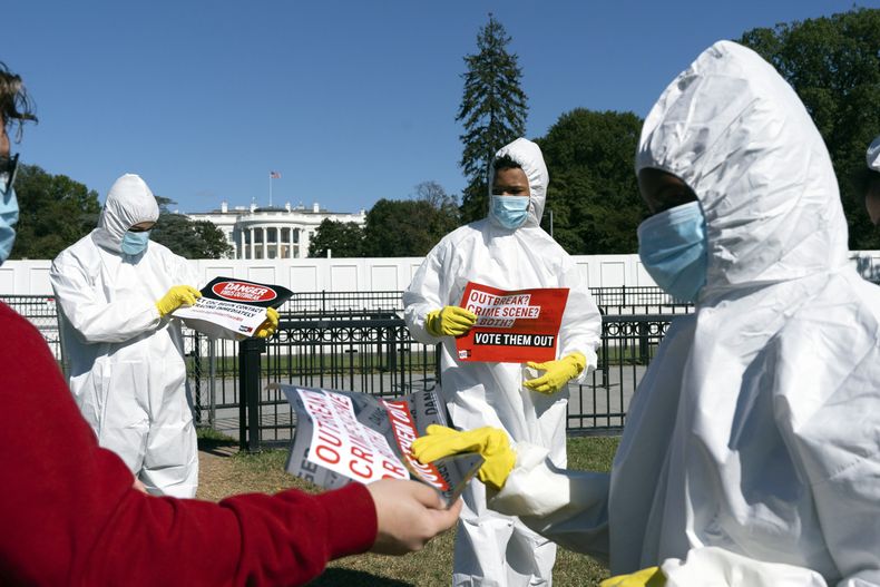 AMN-GEN_CORONAVIRUS-TRUMP-0.jpg