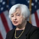 La secretaria del Tesoro Janet Yellen habla sobre la relación económica entre Estados Unidos y China en la Facultad de Estudios Internacionales Avanzados de la Universidad Johns Hopkins, el jueves 20 de abril de 2023, en Washington. (AP Foto/Manuel Balce Ceneta)