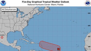 onda tropical continua con alta probabilidad de desarrollo ciclonico
