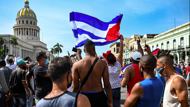 la agencia efe valora irse de cuba ante la imposibilidad de ejercer libremente el periodismo