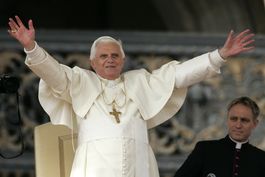 como cardenal, ratzinger supo de caso de sacerdote pedofilo