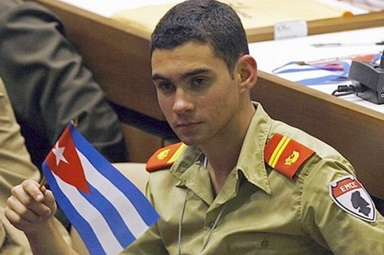 "El soldadito de la dictadura" condenó la Ley de Ajuste Cubano