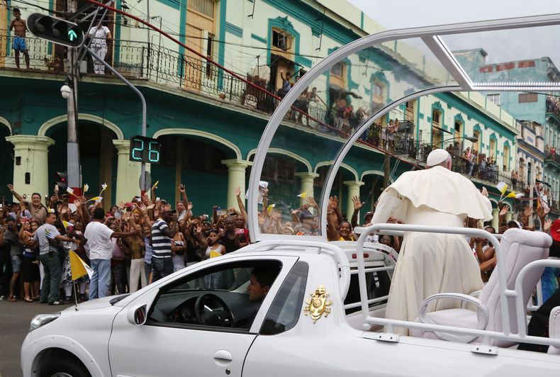 CAR-GEN_PAPA-CUBA-0.jpg