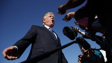 Pese a sus alardes, Trump se queda corto en sus promesas