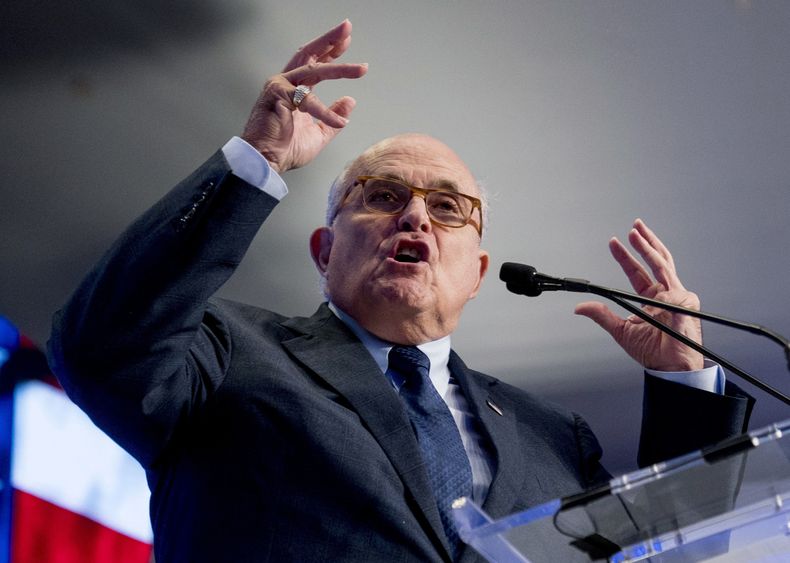 AMN-GEN_TRUMP-RUSIA-GIULIANI-0.jpg