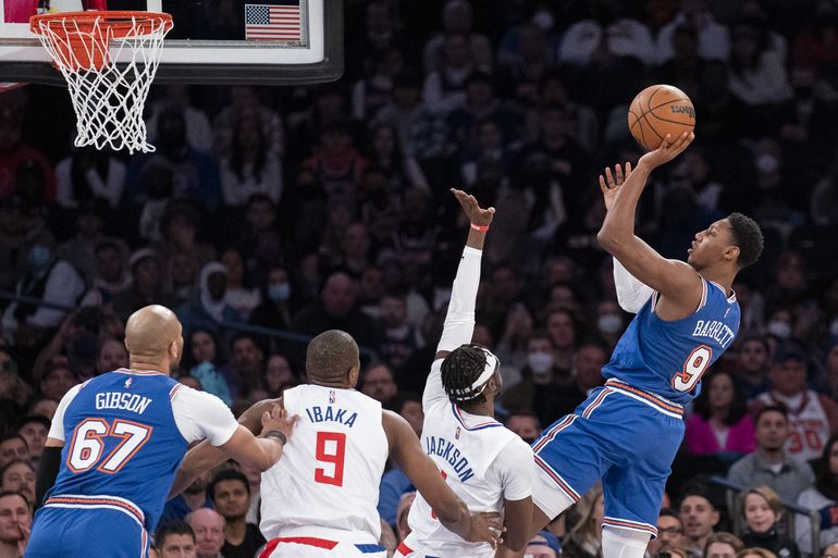 Con 28 puntos de Barrett, Knicks supera a Clippers