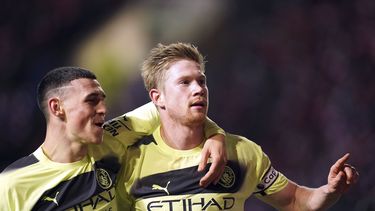 Foden brilla con el City que avanza en Copa FA