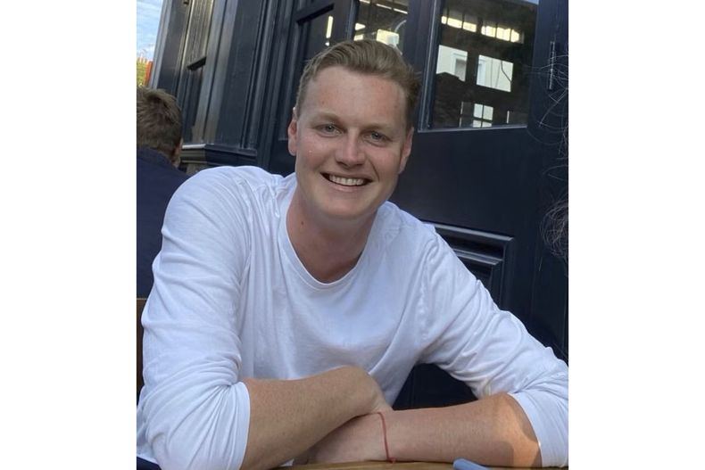 Foto familiar, difundida por la Policía Metropolitana el 4 de enero del 2025, de Edward Pettifer, de 31 años, quien murió en el ataque en Nueva orleans en el Año Nuevo. (Policía Metropolitana via AP)