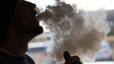 Estudio: Sabores de vapeadores conllevan riesgos cardiacos