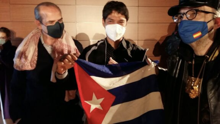 Yunior García Aguilera denuncia desde Madrid el terror que ejerce el Gobierno cubano