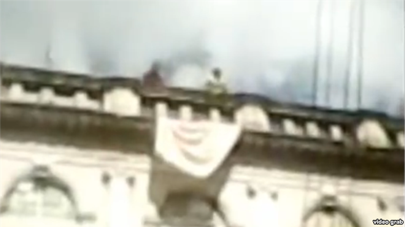 Un video publicado en YouTube documenta la protesta realizada el martes por dos activistas cubanas del grupo opositor Unión Patriótica de Cuba (UNPACU) en la azotea de su edificio en el barrio de Jesús María, del municipio Habana Vieja.